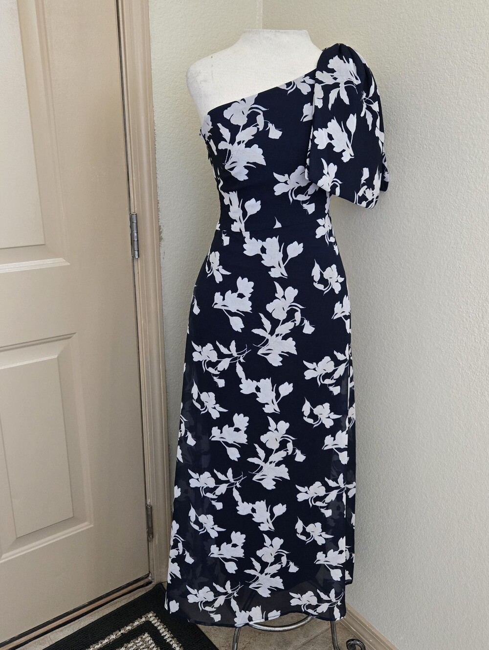 SACHIN & BABI Chelsea Floral One-Shoulder Gown in Navy Venetia Petal 0